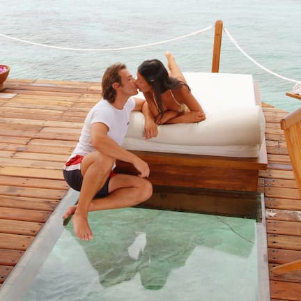 Over water villa With Jacuzzi | Terrace/patio