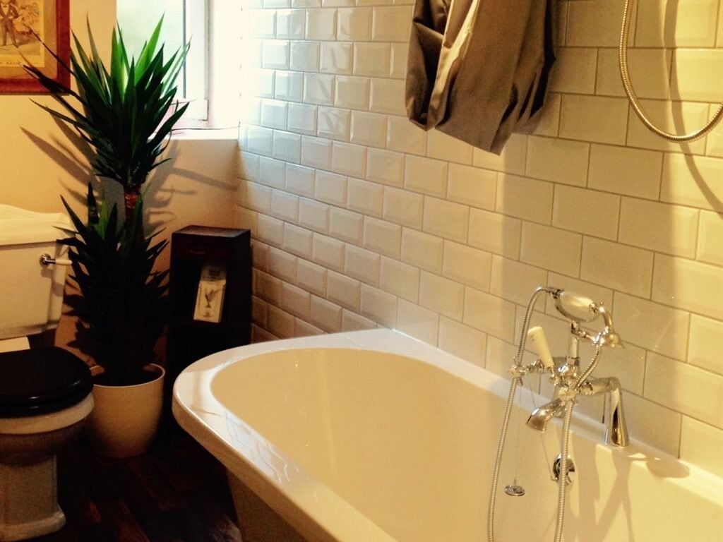 Standard Double Room, Ensuite | Bathroom