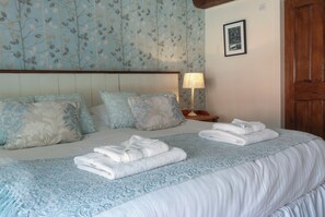Deluxe Suite, 1 King Bed