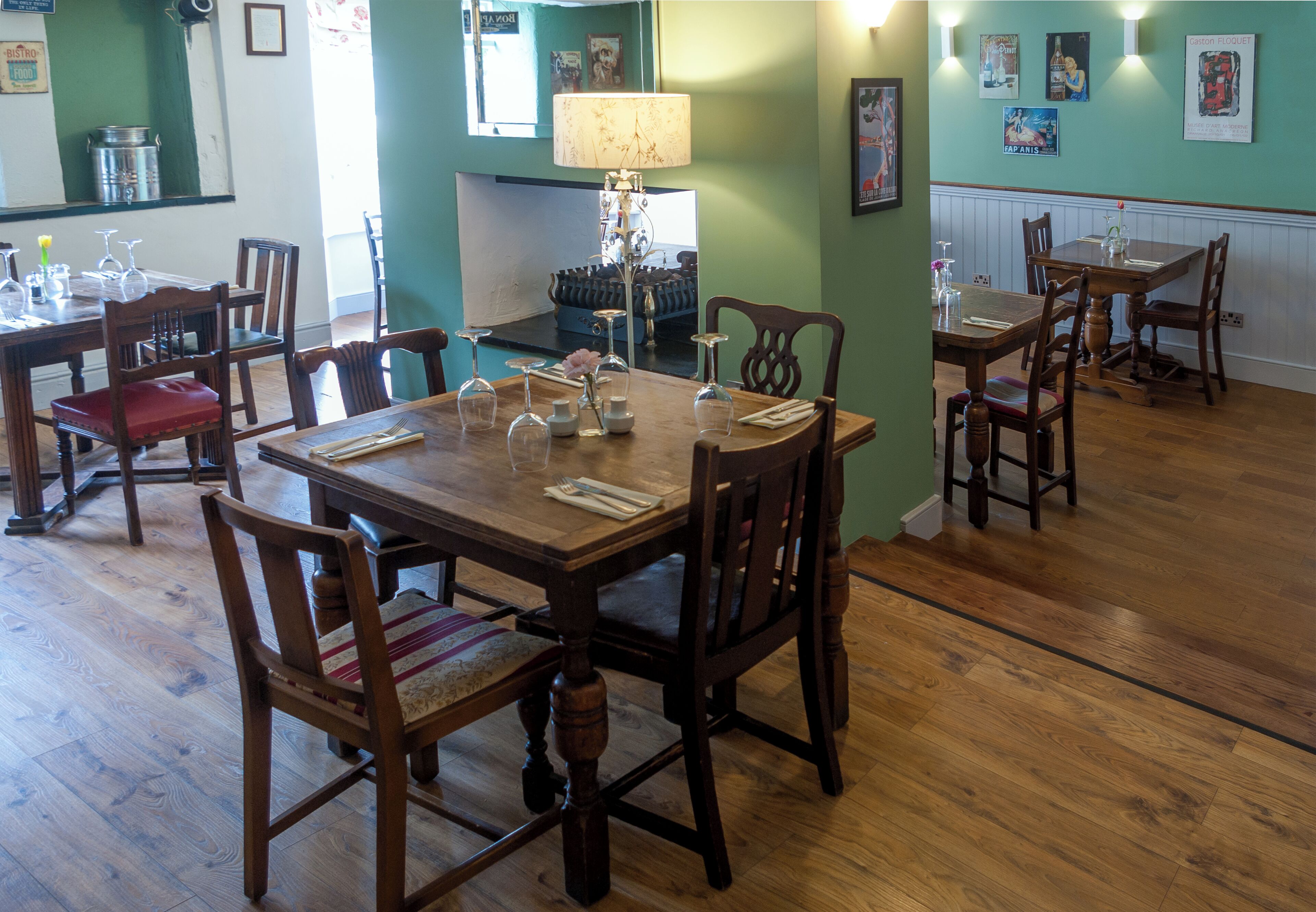 breakfast and dinner served, regional cuisine