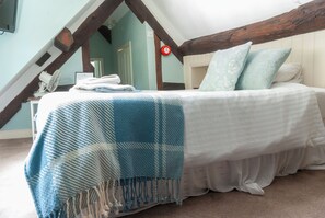 單人房 | 書桌、隨行嬰兒床、免費無線上網、床單