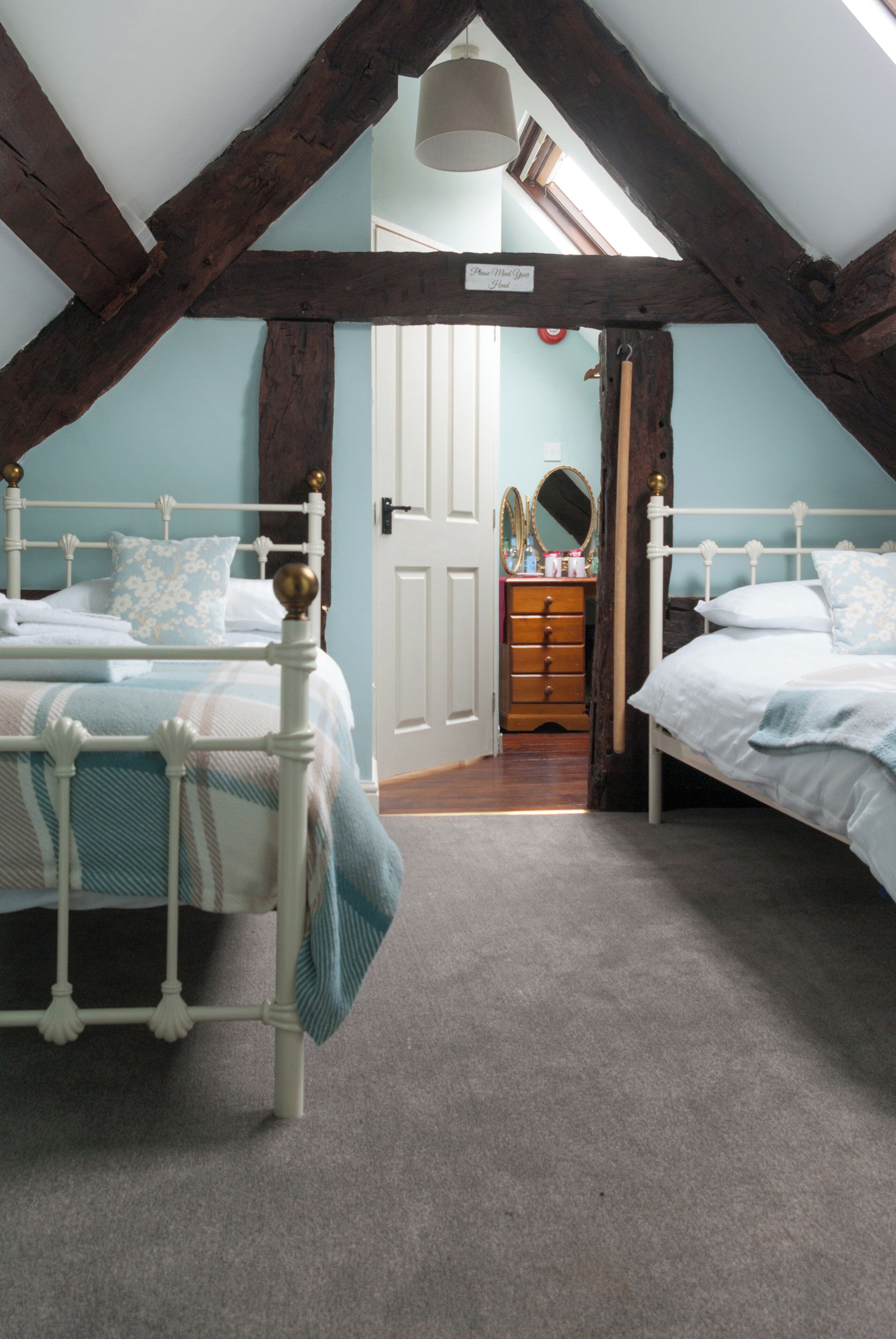 twin room, 2 single beds | desk, travel cot, free wifi, bed sheets