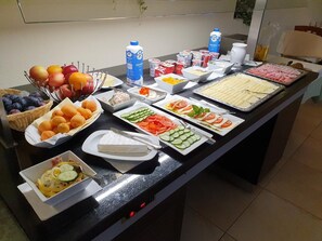 Desayuno todos los días (con cargo)