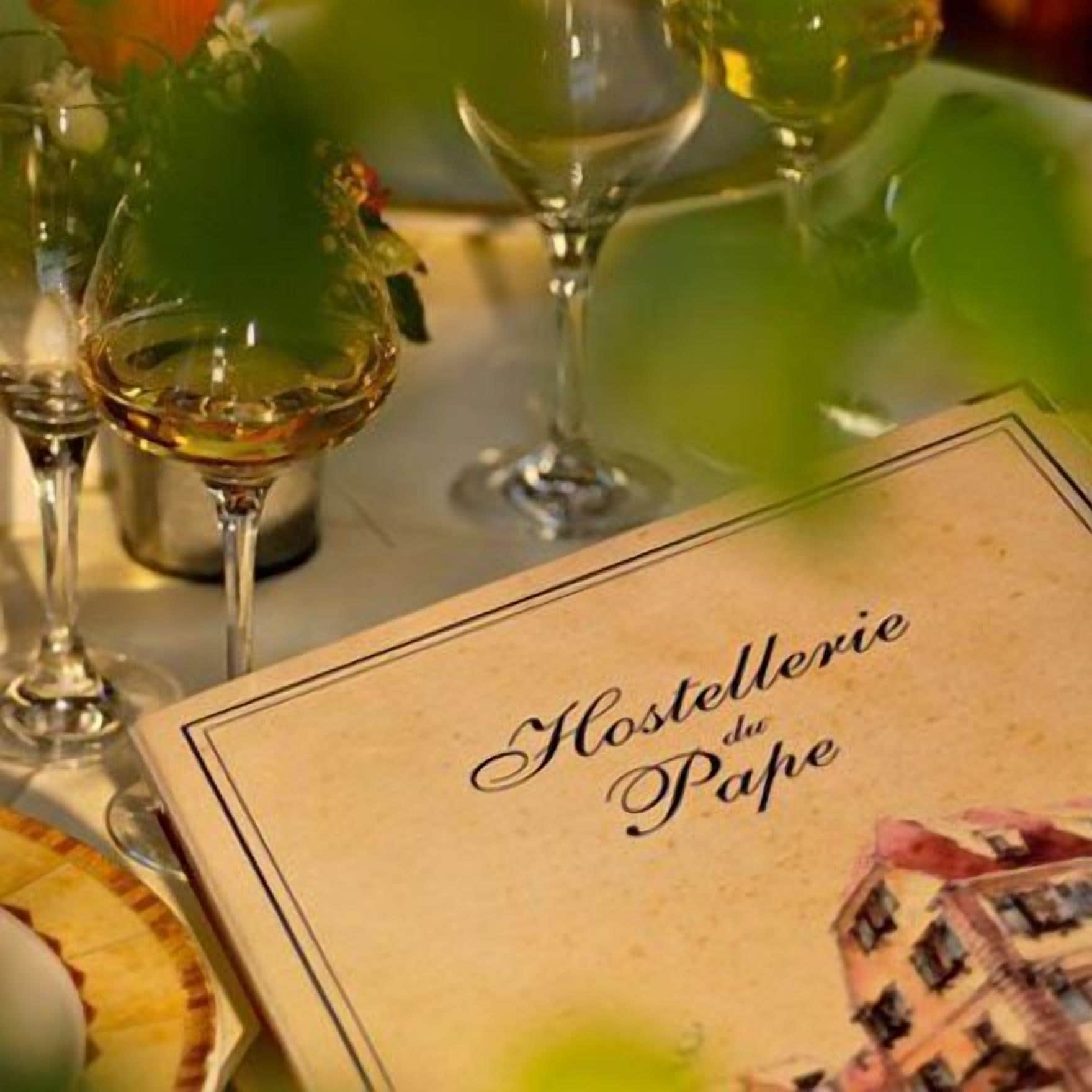 breakfast, lunch and dinner served