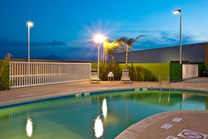 Piscina a l'aire lliure