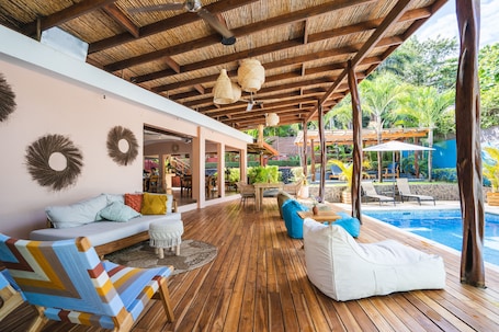 Exterior. Hotel Arco Iris