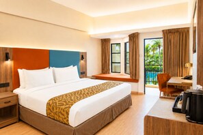 Deluxe Double Room, Sea View | In-room safe, desk, free WiFi, bed sheets - Thistle Port Dickson (Port Dickson)