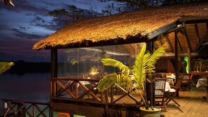 Unclassified image, 5 of 45, button - Sunset Bungalows (Port Vila)