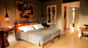 Suite (Bali Aga) | Minibar, in-room safe, rollaway beds, free WiFi - Taman Bebek Resort & Spa (Ubud)