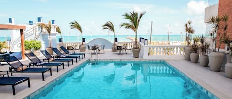 Outdoor pool, pool loungers