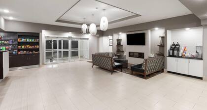 La Quinta Inn & Suites by Wyndham Kyle - Austin South