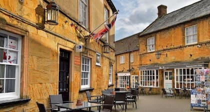 The George Hotel, Crewkerne