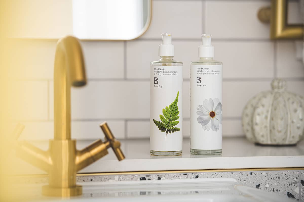 double room, sea view (accessible) | bathroom | hair dryer, bathrobes, slippers, towels