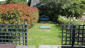 Superior Double Room, 1 King Bed, Terrace, Garden View