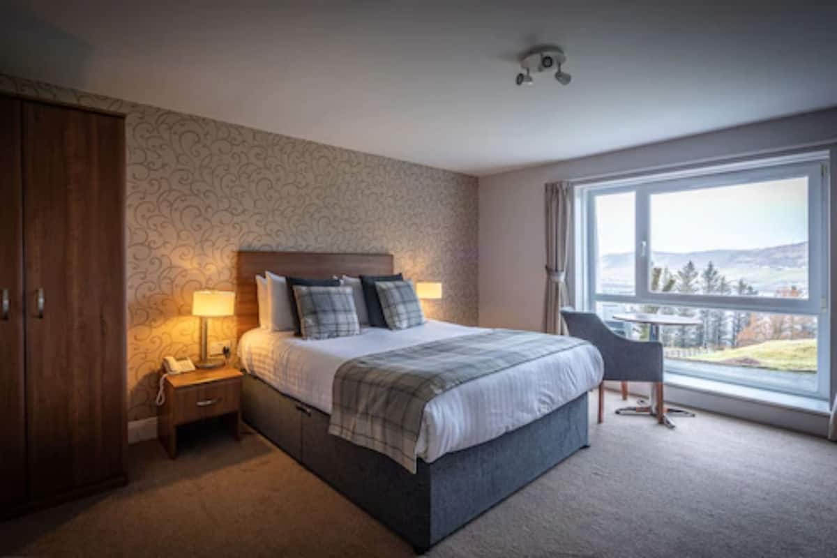 Camera doppia, 1 letto king, vista mare (In Uig Lodge) | Wi-Fi gratuito, lenzuola