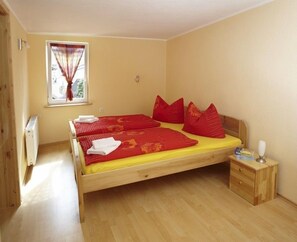 Cots/infant beds, rollaway beds, free WiFi - ANKER Hotel-Restaurant (Kamp-Bornhofen)