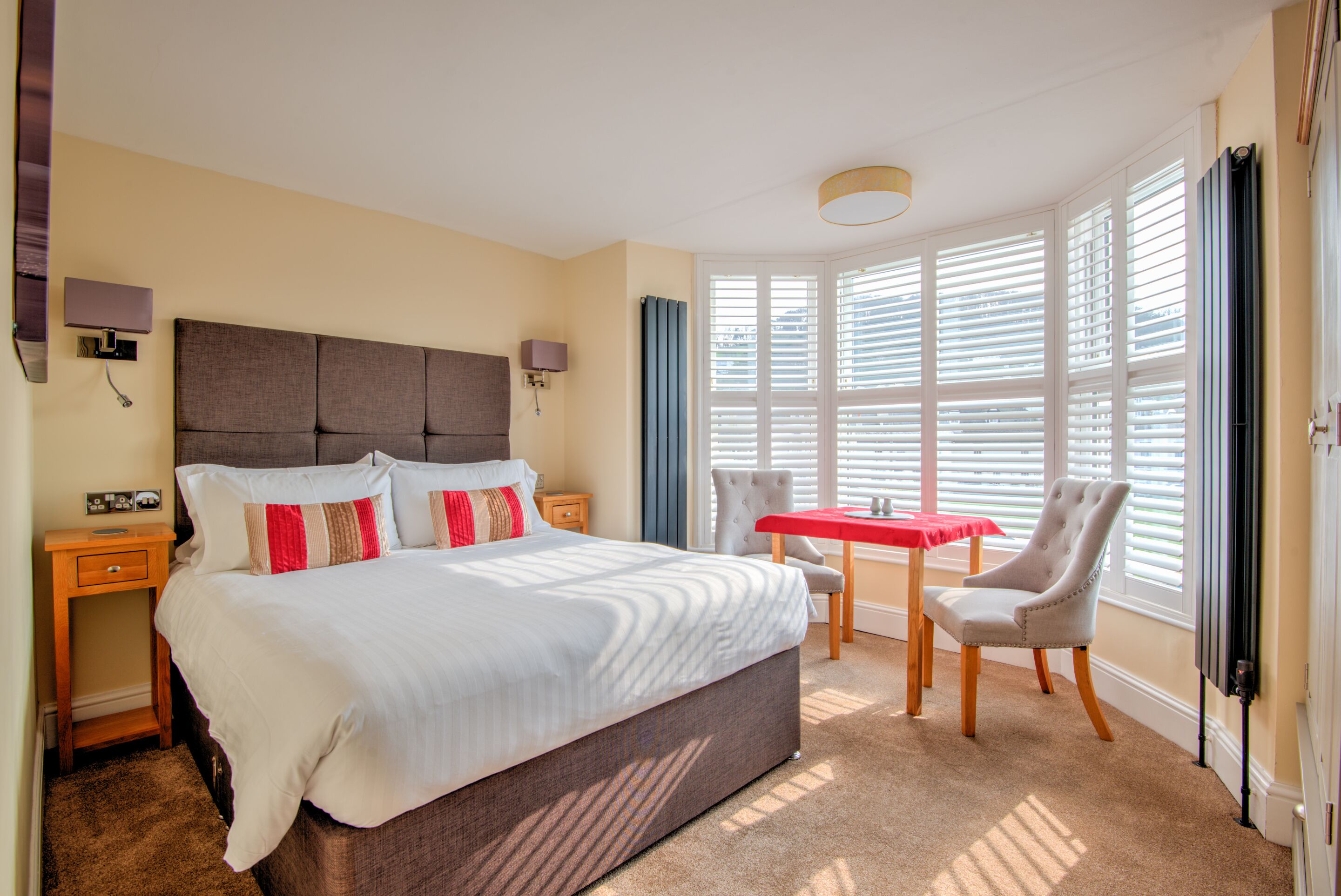 Superior Double Room, Ensuite, Park View | Individually decorated, individually furnished, desk, iron/ironing board