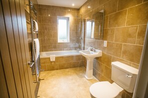Luxury Double Room, Ensuite | Bathroom | Free toiletries, hair dryer, towels - The Mill at Conder Green (Lancaster)