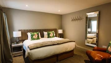 Double or Twin Room (The Hare) | Iron/ironing board, free WiFi, bed sheets