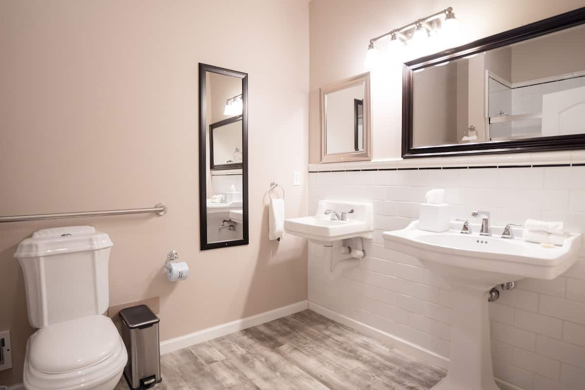 deluxe double room single use | bathroom | free toiletries, hair dryer, towels, soap