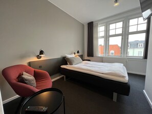 Single Room | Street view