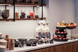 Free daily buffet breakfast  - AlpenParks The Secret Sölden (Soelden)