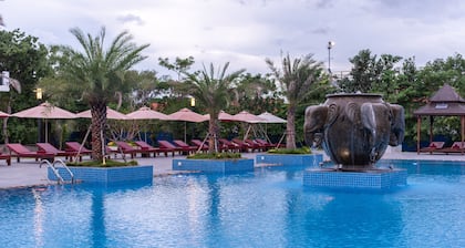 Pacific Hotel & Spa