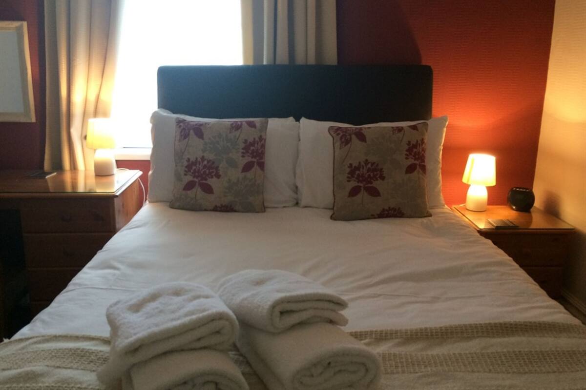 Double Room, Ensuite, Ground Floor