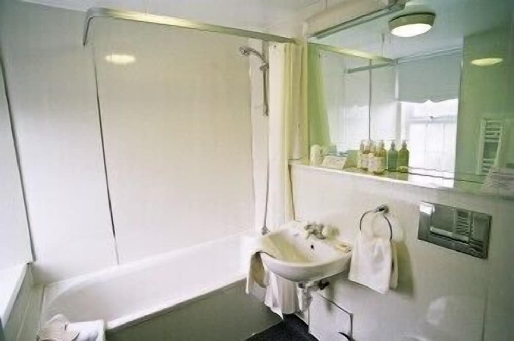 Battlesteads Hotel & Restaurant by null