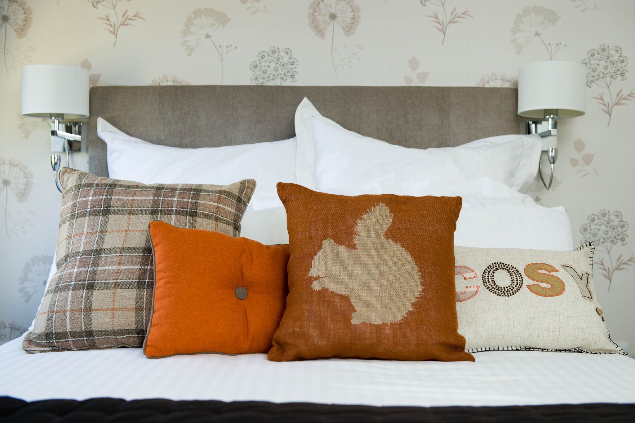 standard room | desk, iron/ironing board, free wifi, bed sheets