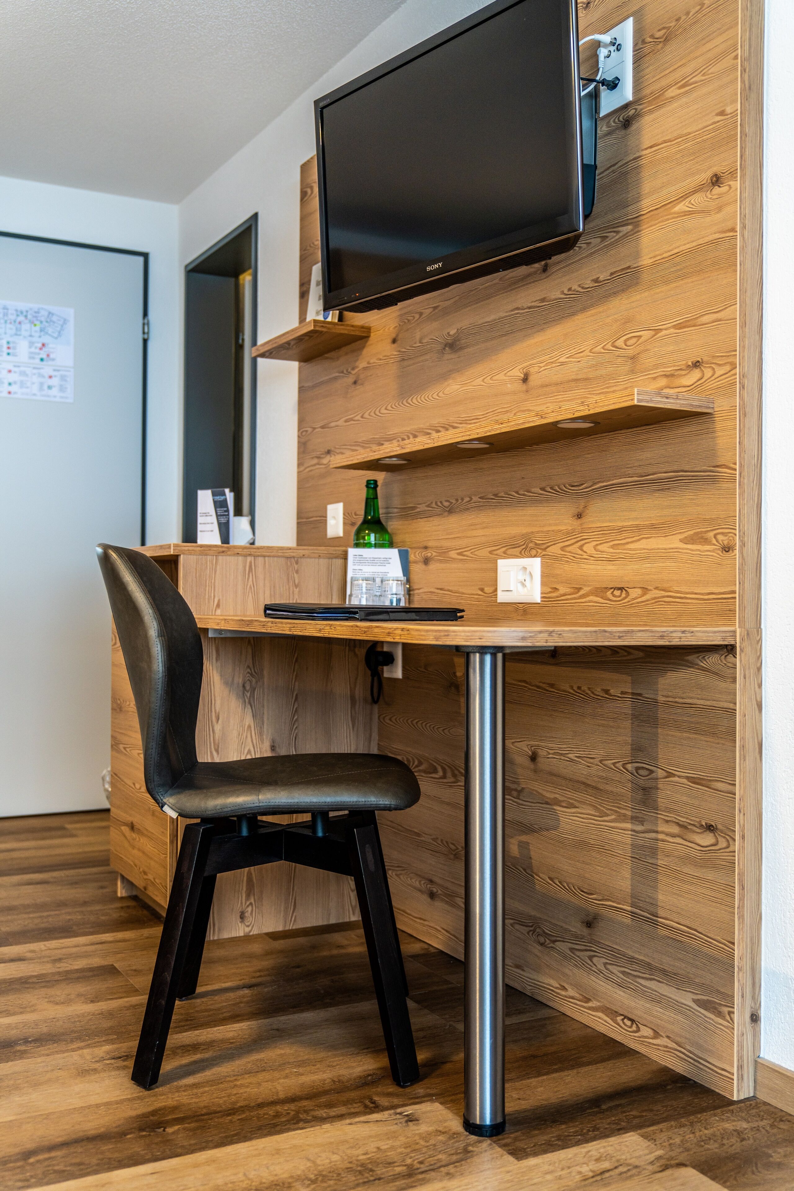 1 bedroom, premium bedding, down duvets, in-room safe