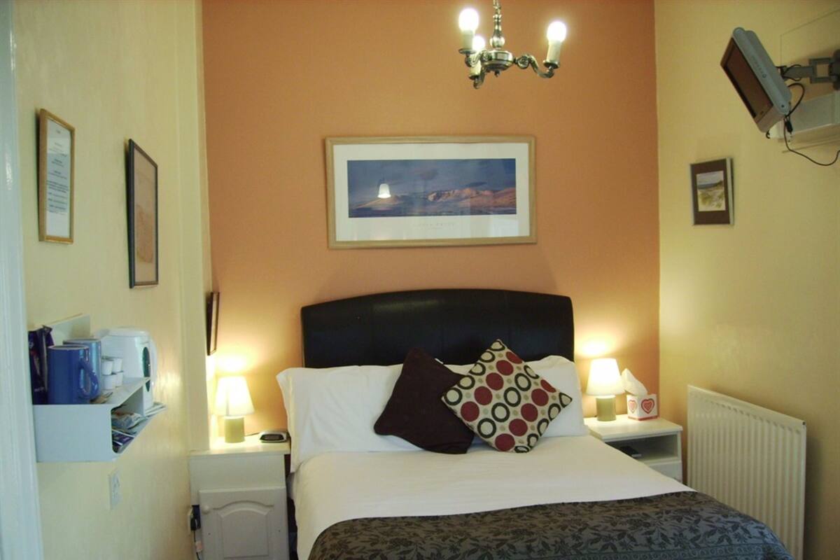 Chambre standard, 1 lit double, Non-fumeurs.