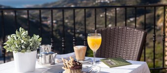 Hotel y Bungalows Balcón de Competa