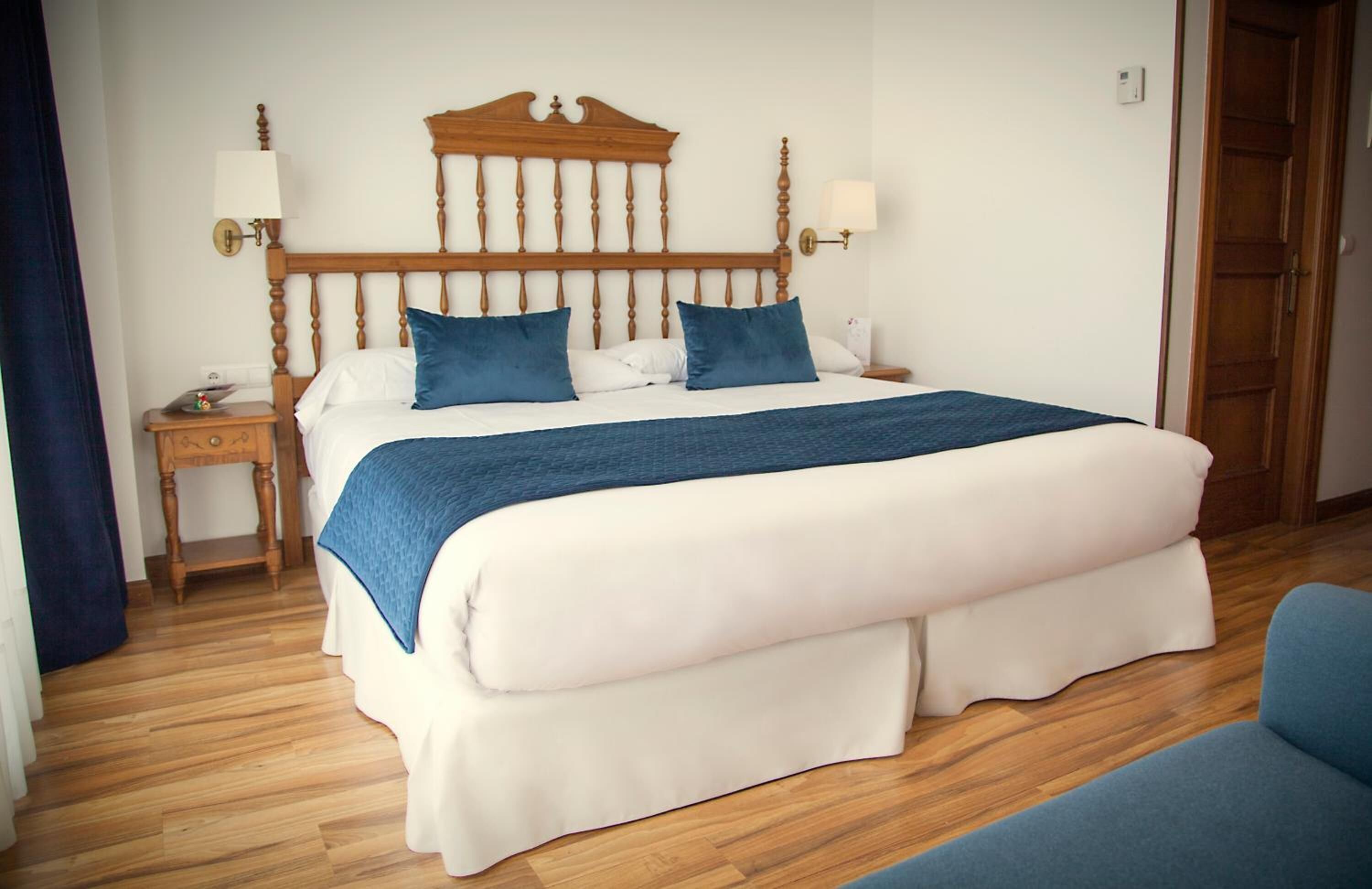 1 bedroom, premium bedding, free minibar items, in-room safe