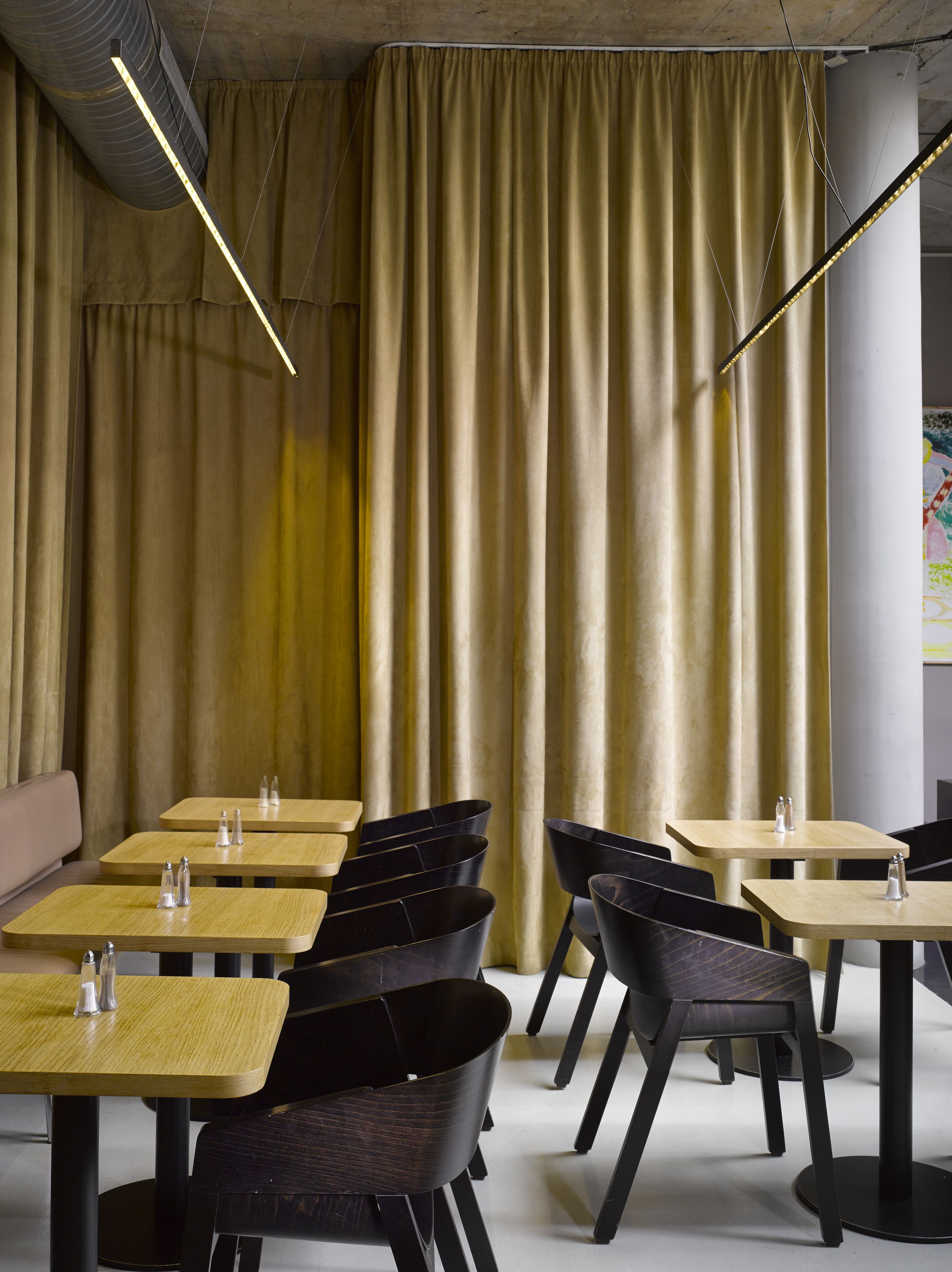 lunch and dinner served