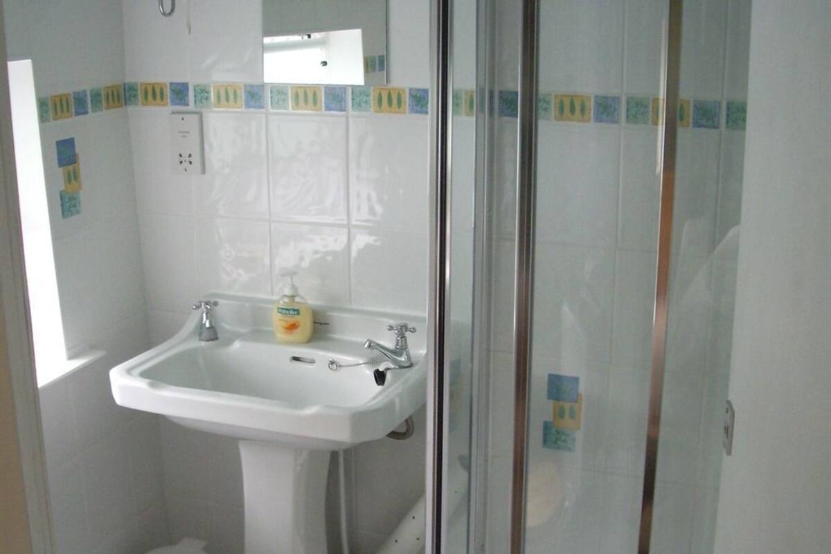 Standard-Doppelzimmer | Badezimmer