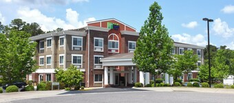 Holiday Inn Express Hotel & Suites Southern Pines by IHG