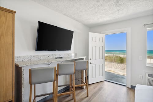 Room, 2 Queen Beds, Kitchen, Beachfront (Walkout, Split Accommodations) | Terrace/patio