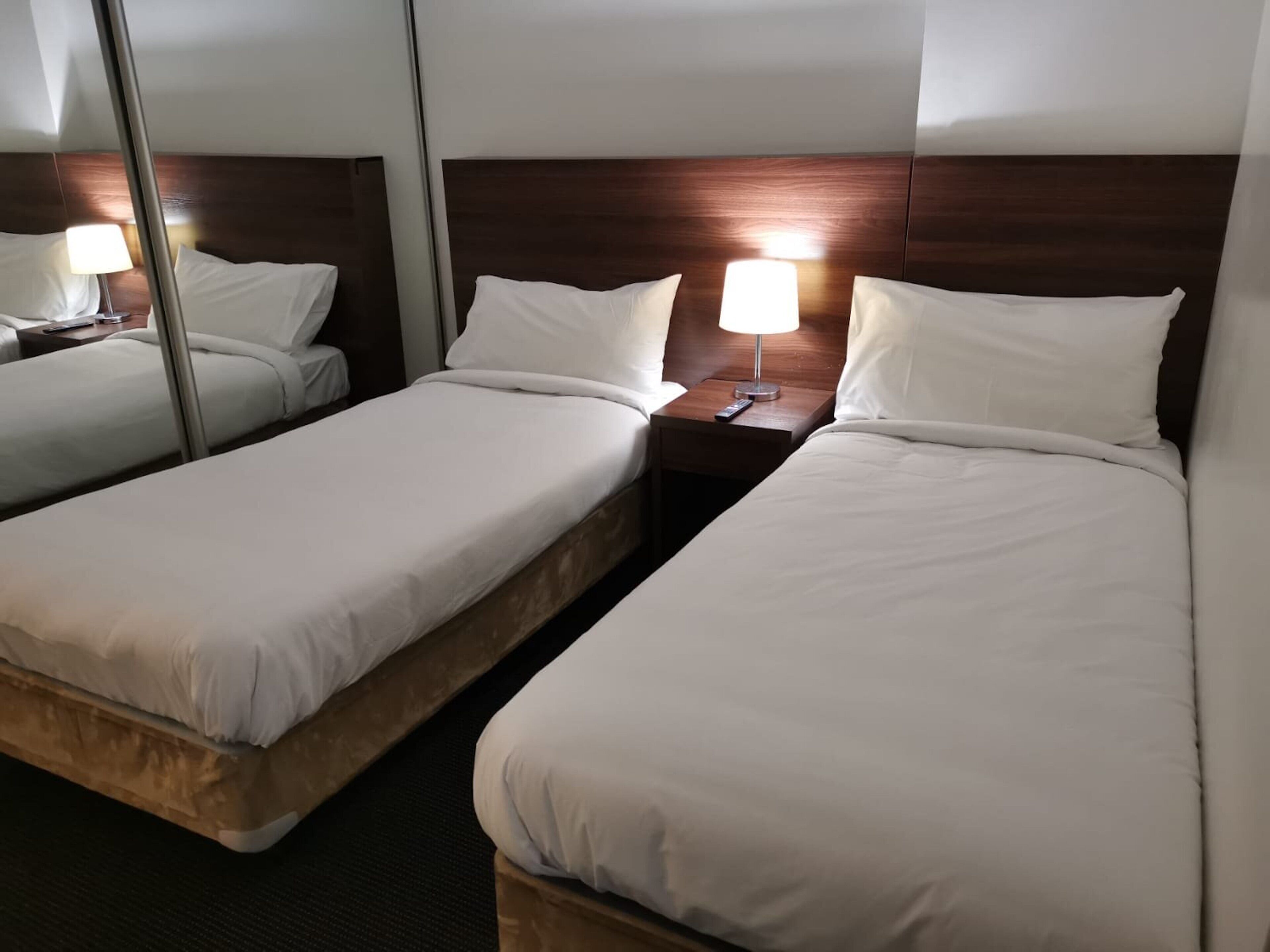 APX World Square — image 16