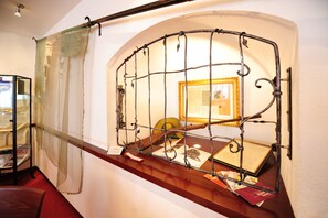 Reception - Hotel Krone (Matrei am Brenner)