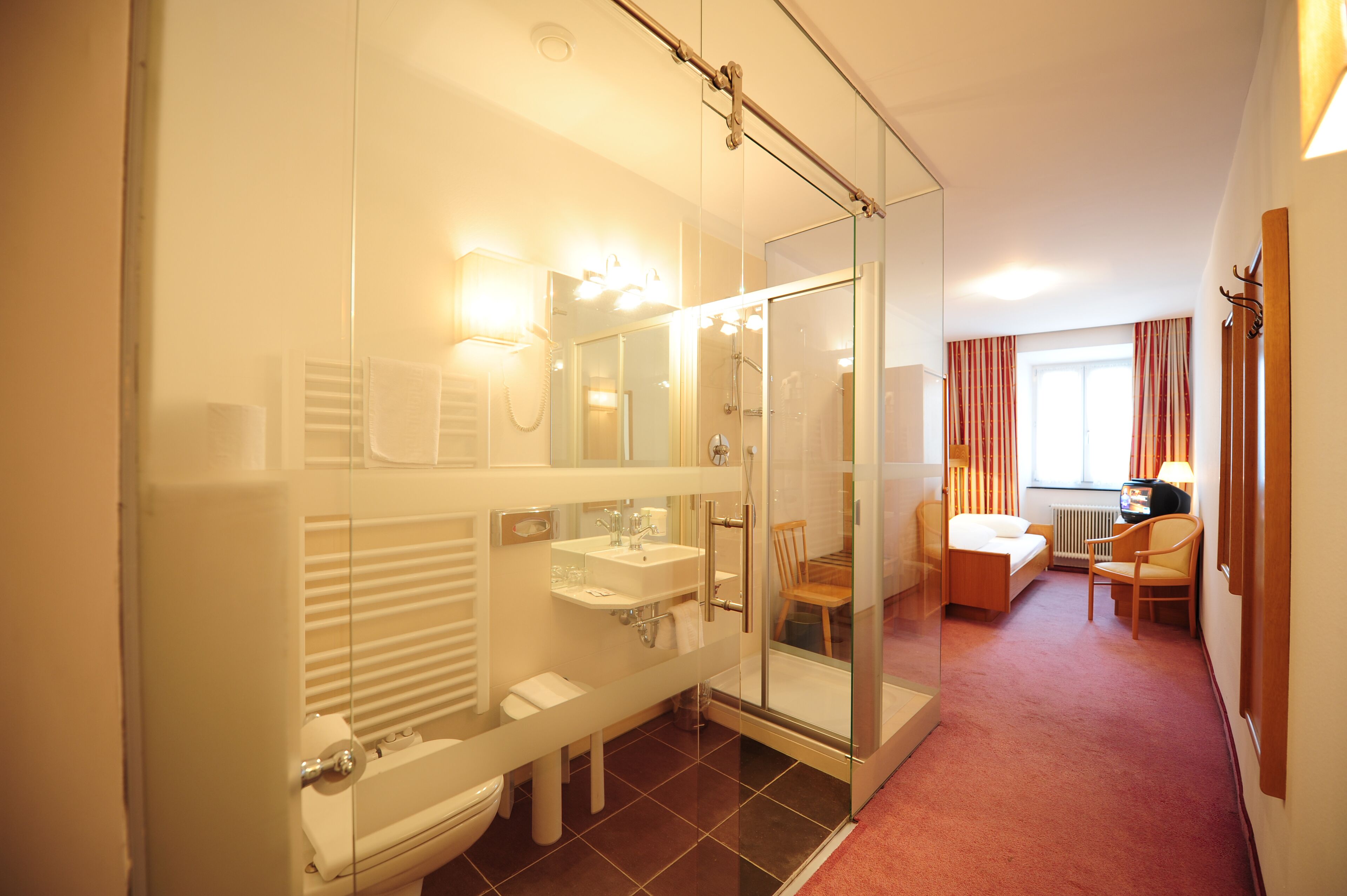 standard single room | bathroom | hair dryer, towels