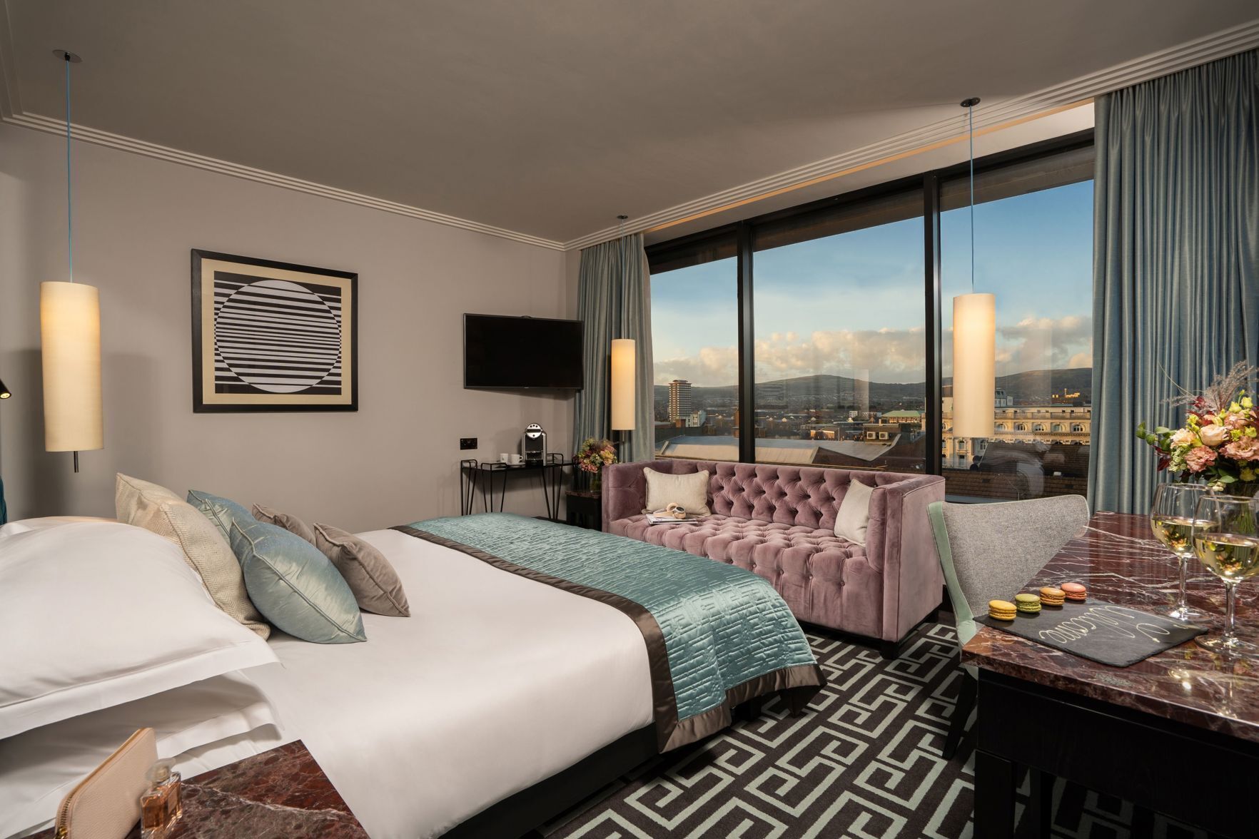 Egyptian cotton sheets, premium bedding, minibar, in-room safe