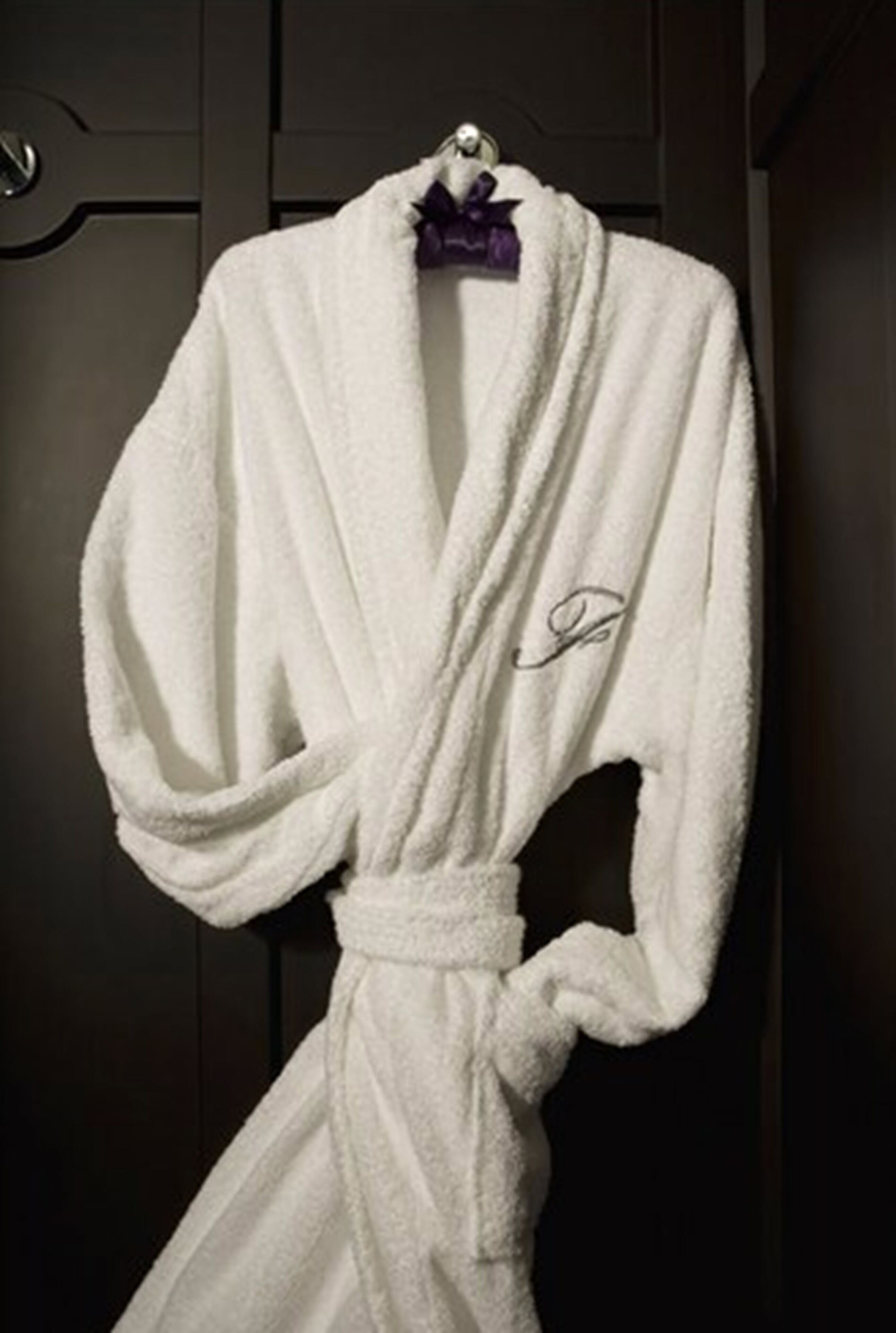 egyptian cotton sheets, premium bedding, minibar, in-room safe