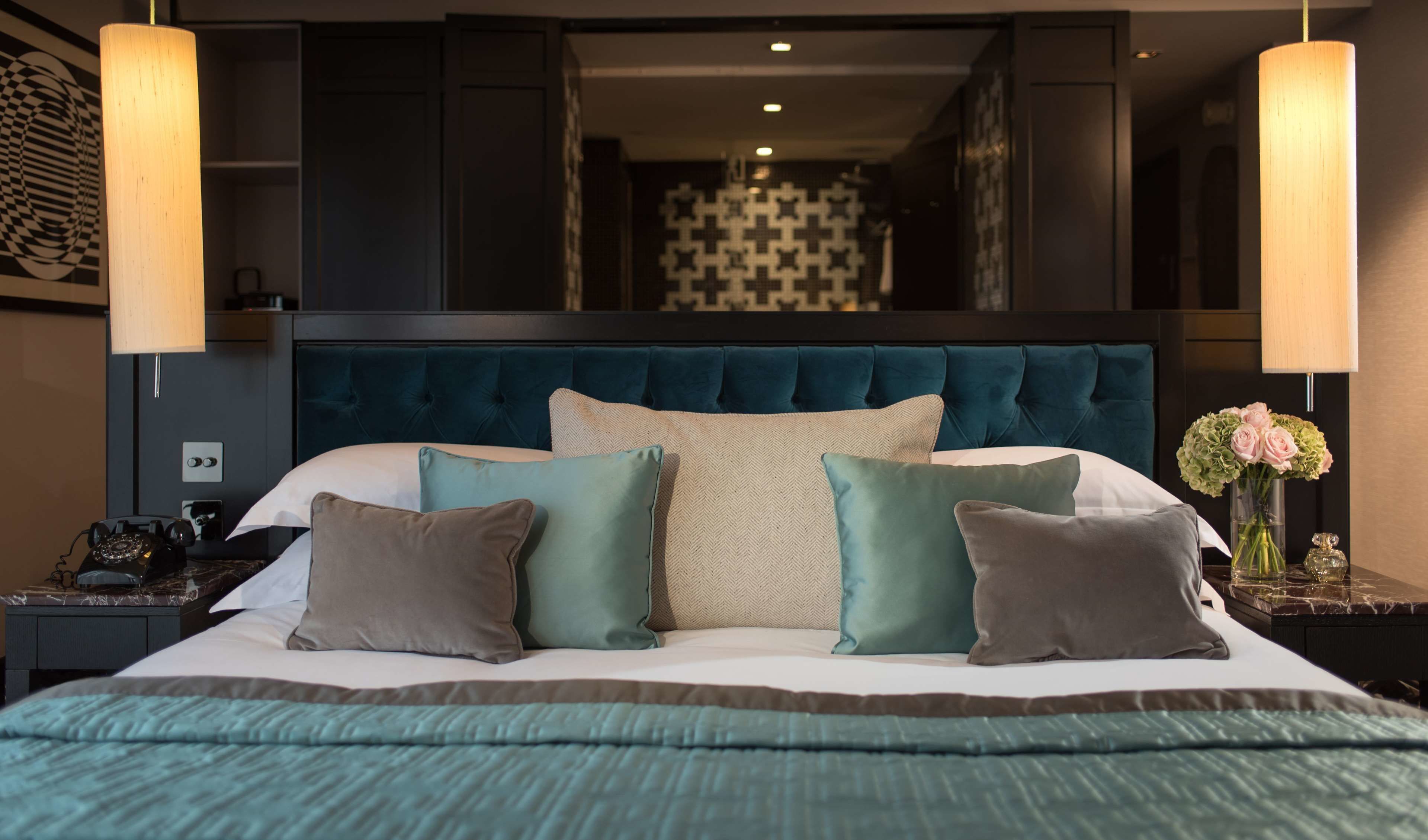 Egyptian cotton sheets, premium bedding, minibar, in-room safe