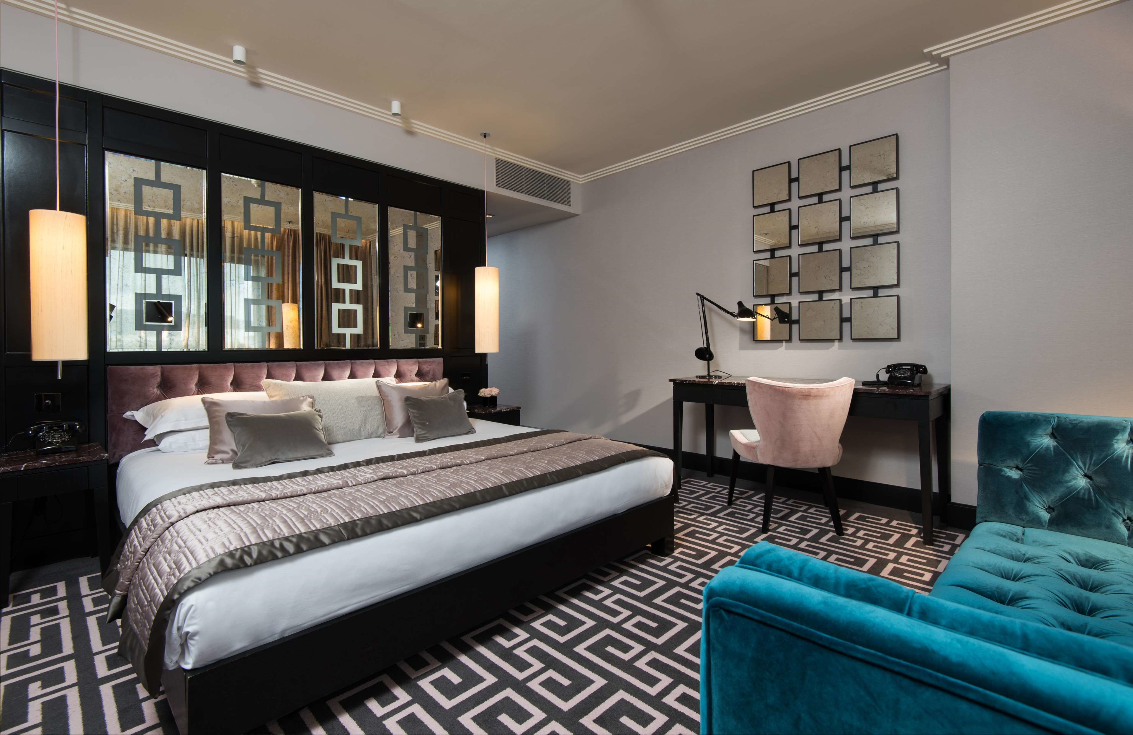 executive double room | interior