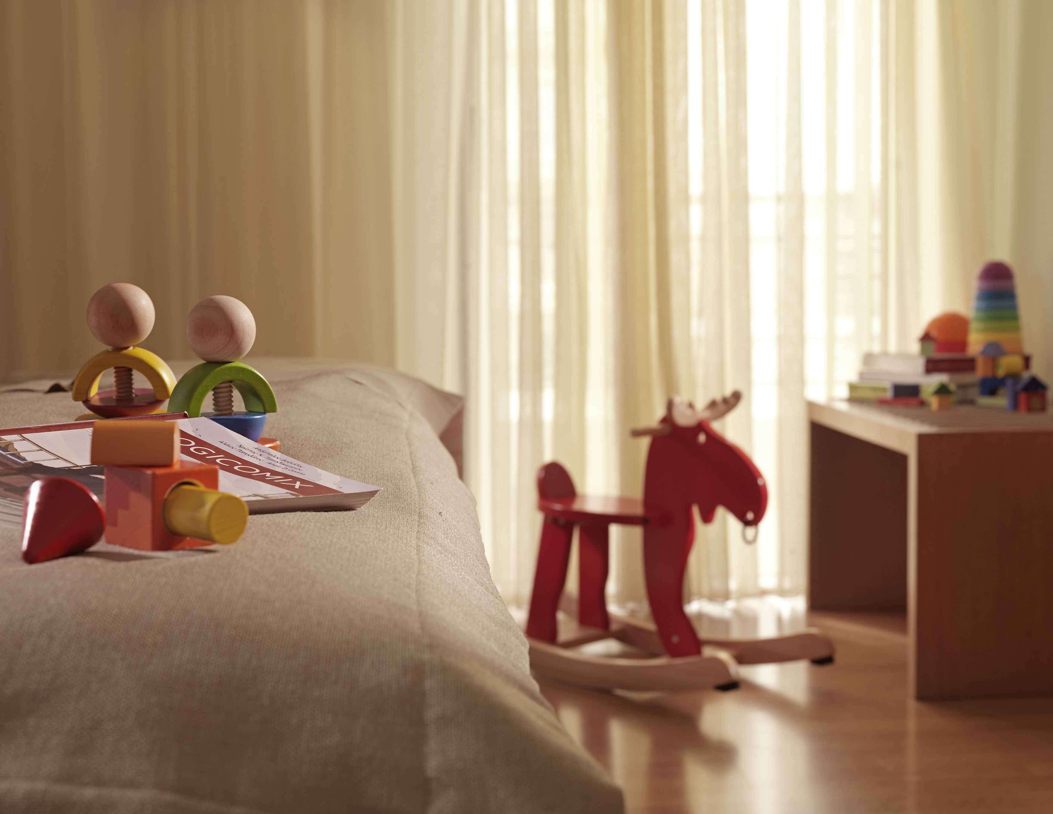 family room | premium bedding, in-room safe, desk, soundproofing