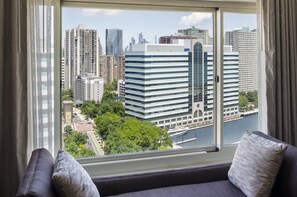 1 Schlafzimmer, hochwertige Bettwaren, Daunenbettdecken