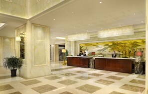 Quầy tiếp tân