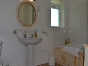 Bathroom - Clow Beck House (Darlington)
