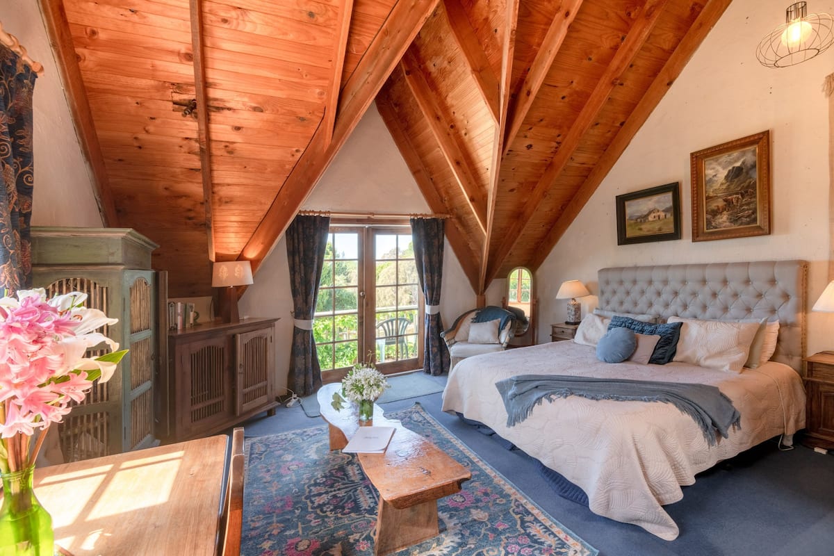 loft, balcony | 1 bedroom, premium bedding, minibar, in-room safe